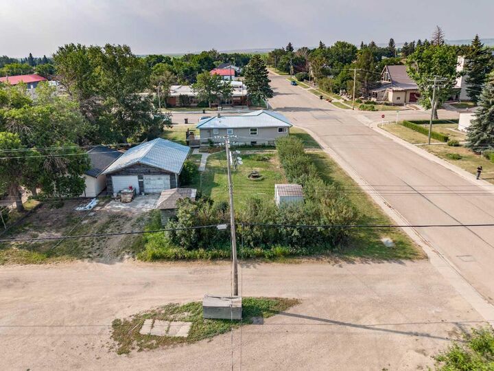 Property Photo: 209 3rd Avenue AB T0K 2L0