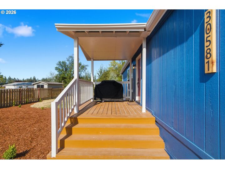 Property Photo:  30581 SE Highway 211  OR 97022 