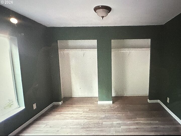 Property Photo:  15216 SE Gladstone St  OR 97236 