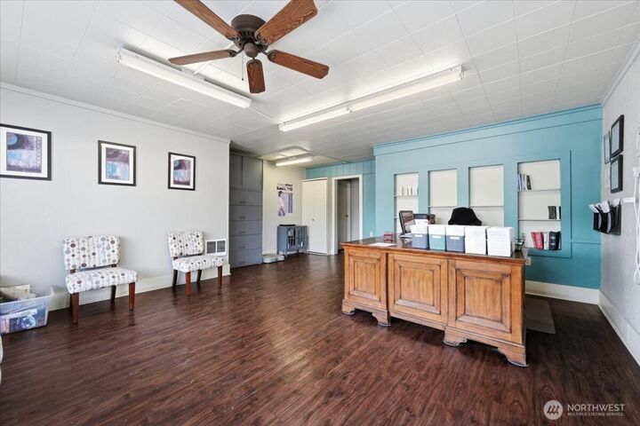 Property Photo:  21 W 4th Avenue  WA 98841 