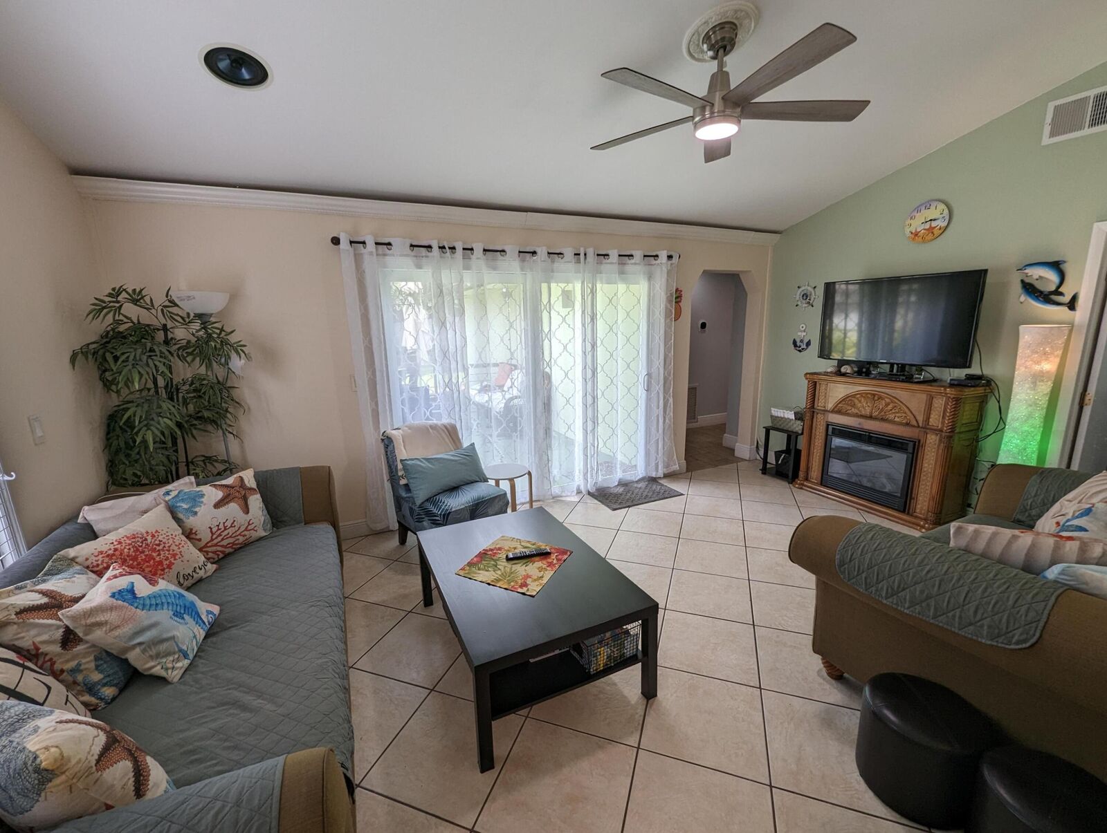 Property Photo: 2394 Zeder Avenue FL 33444