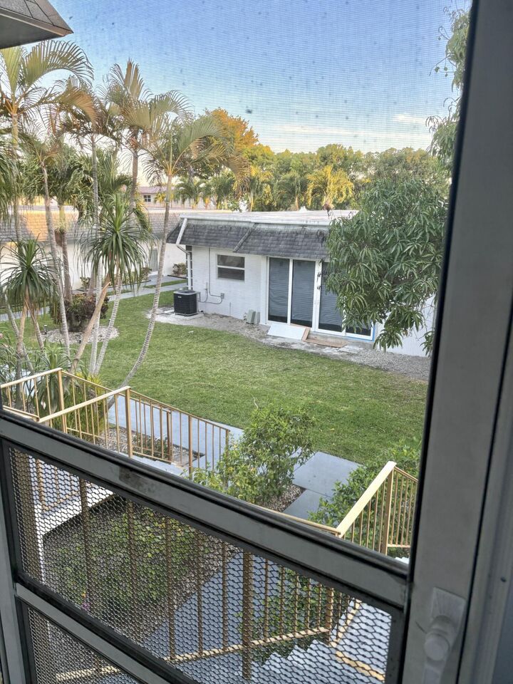 Property Photo:  161 Plymouth V  FL 33417 