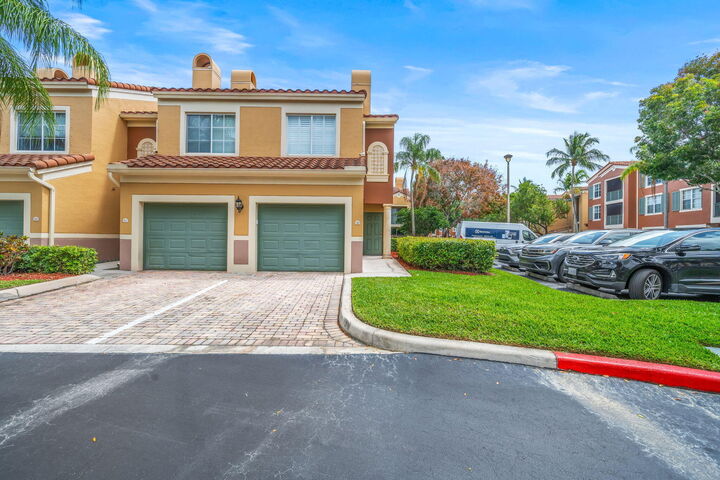 Property Photo:  11789 Saint Andrews Place 106  FL 33414 