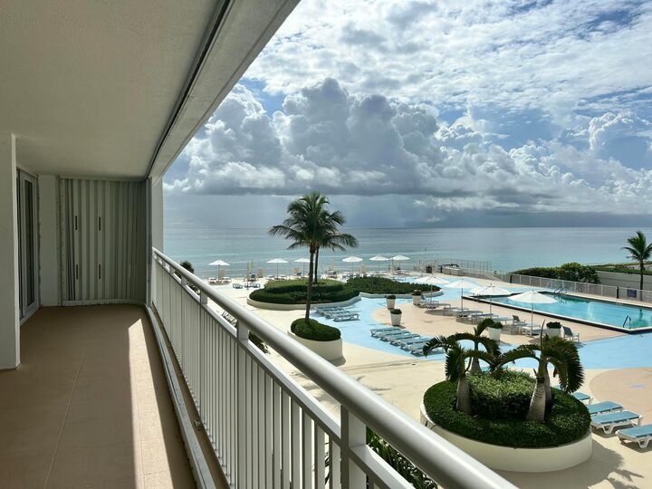 Property Photo: 3546 S Ocean Boulevard 405 FL 33480