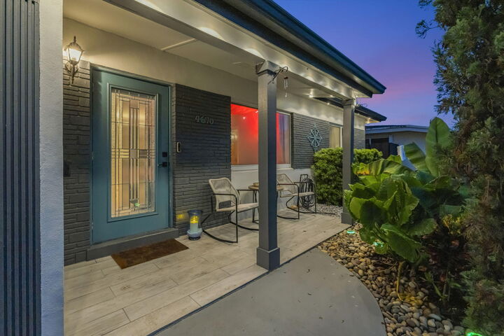 Property Photo:  4670 NE 4th Avenue  FL 33334 