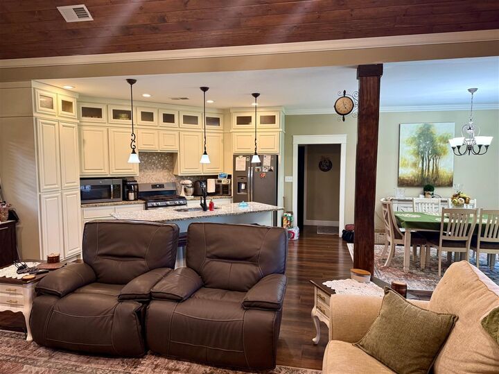Property Photo: 2205 Chalybeate Road KY 42171