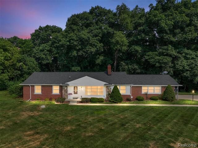 Property Photo: 24800 N Cromwell Drive MI 48025