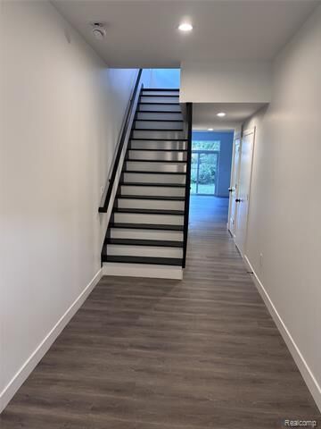 Property Photo:  375 W Hayes Avenue  MI 48030 