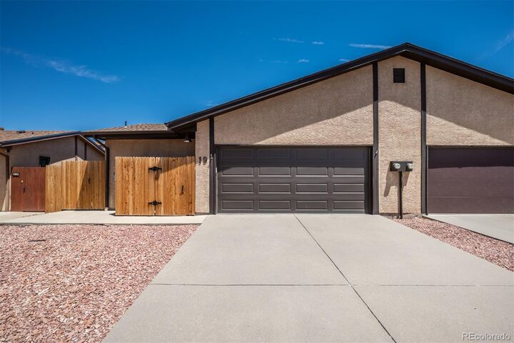 Property Photo:  19 Pineridge Court  CO 81001 