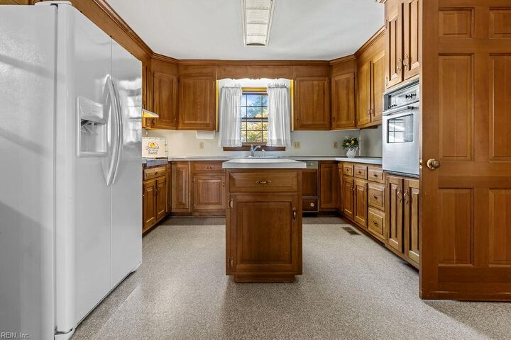 Property Photo: 1328 Clay Street St VA 23851