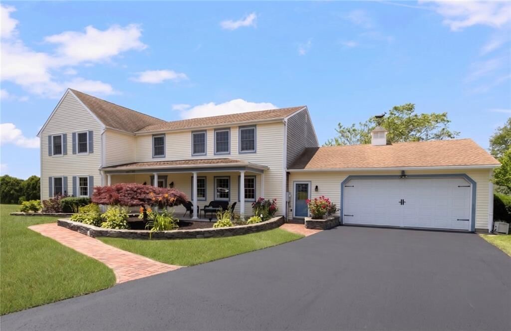 Property Photo:  27 Ocean View Drive  RI 02842 