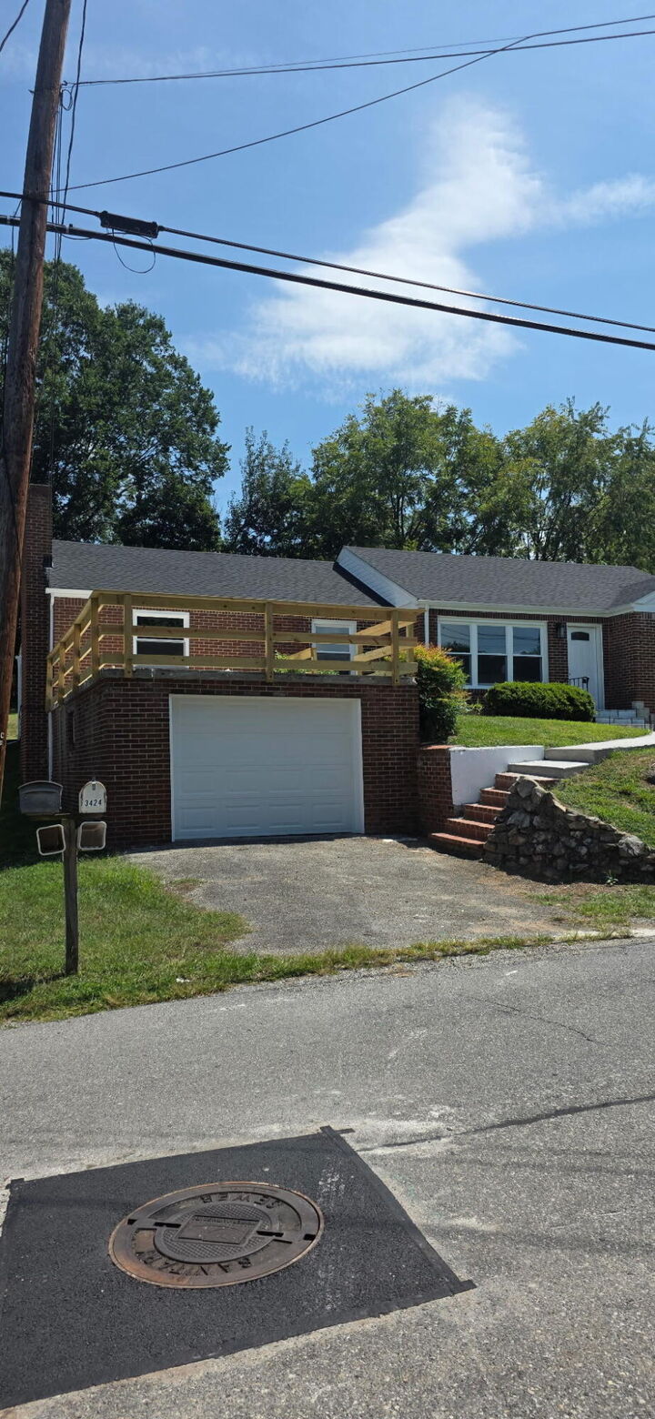 Property Photo:  3424 Ventnor Rd SE  VA 24014 