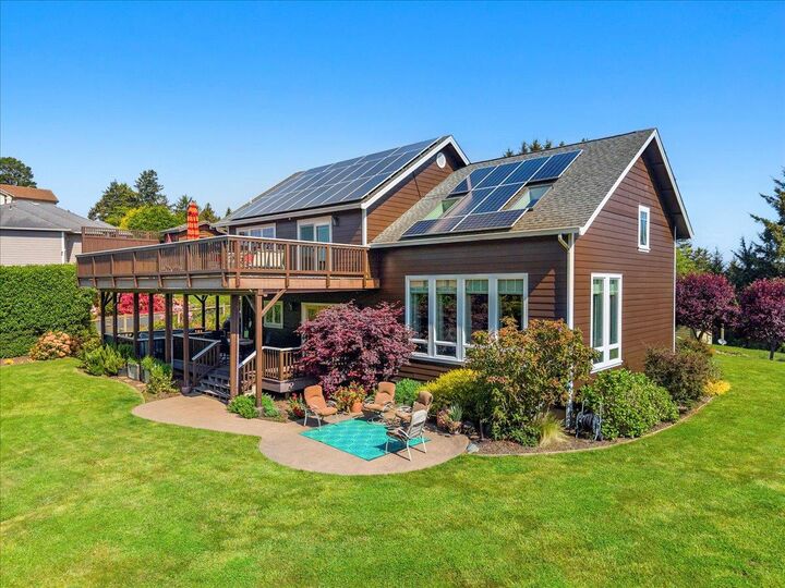 Property Photo: 2220 Hewitt Road CA 95519