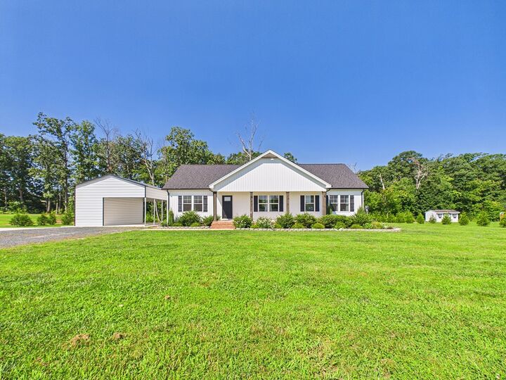 Property Photo: 3353 Stonewall VA 24538