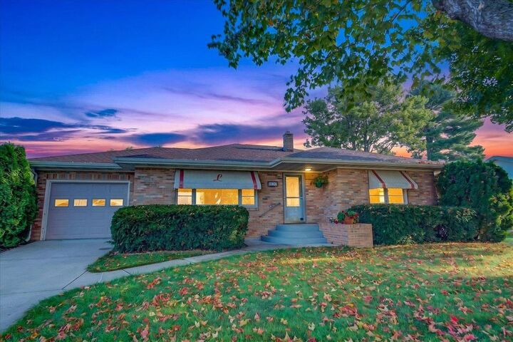 Property Photo:  1170 Spruce Street  WI 53577 