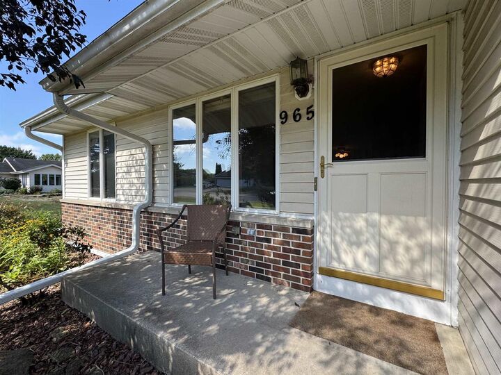 Property Photo:  965 N Wuthering Hills Drive  WI 53546 