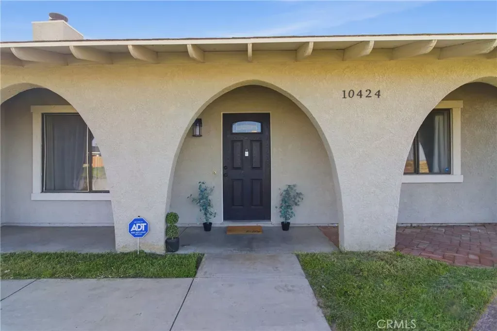 Property Photo:  10424 Stage Coach Drive  CA 92301 