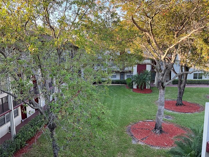 Property Photo: 150 SW 134th Way 304R FL 33027