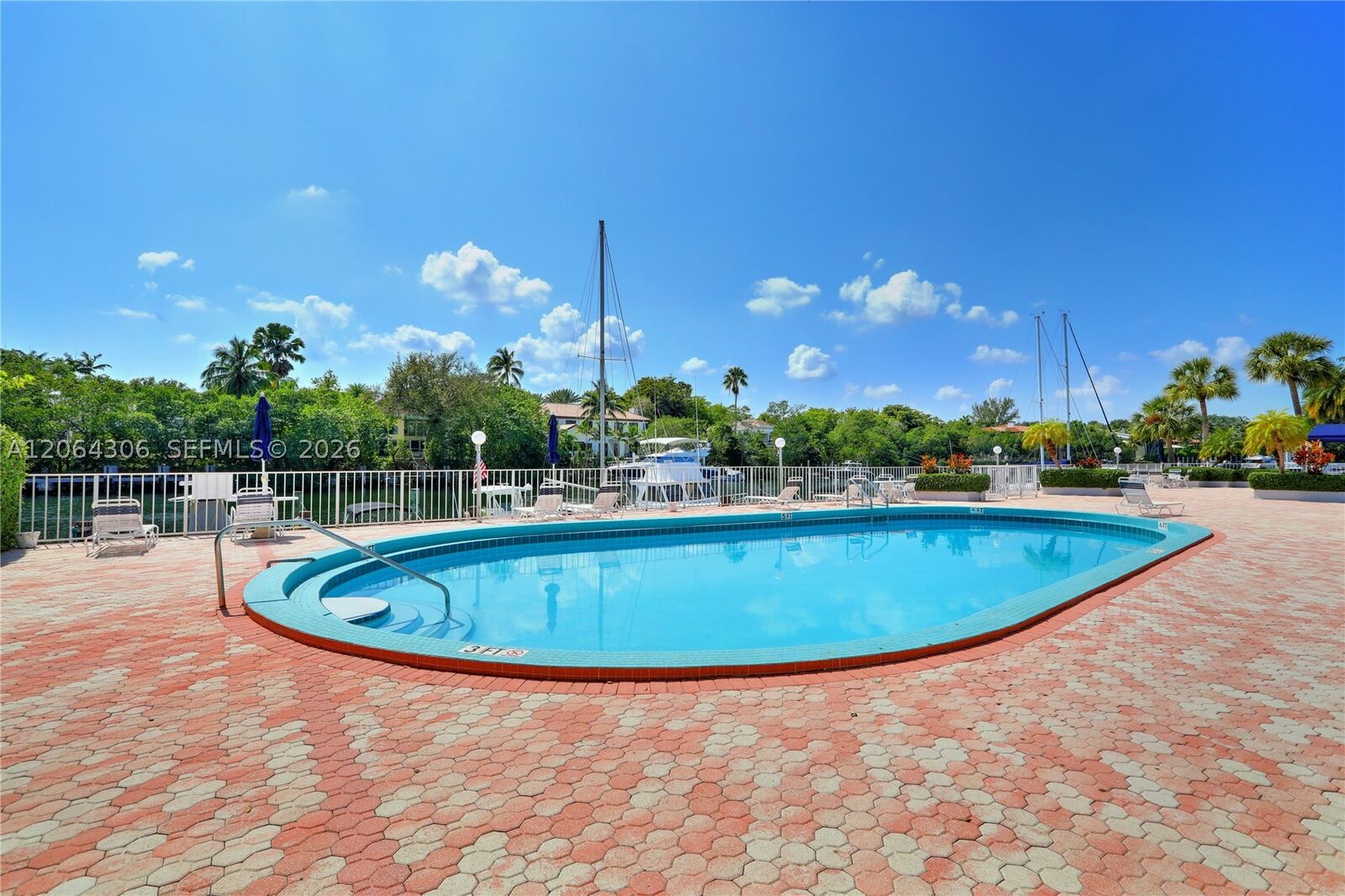 Property Photo: 100 Edgewater Dr 305 FL 33133