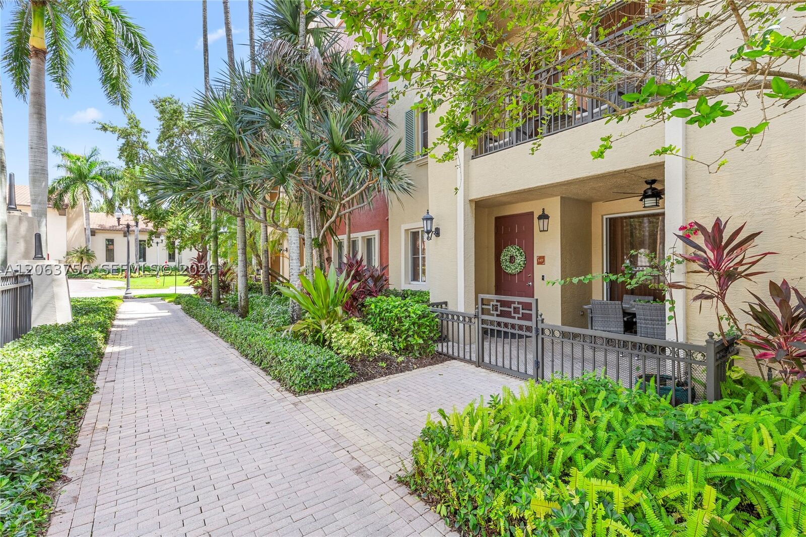 Property Photo:  2900 NW 125th Ave 3-107  FL 33323 