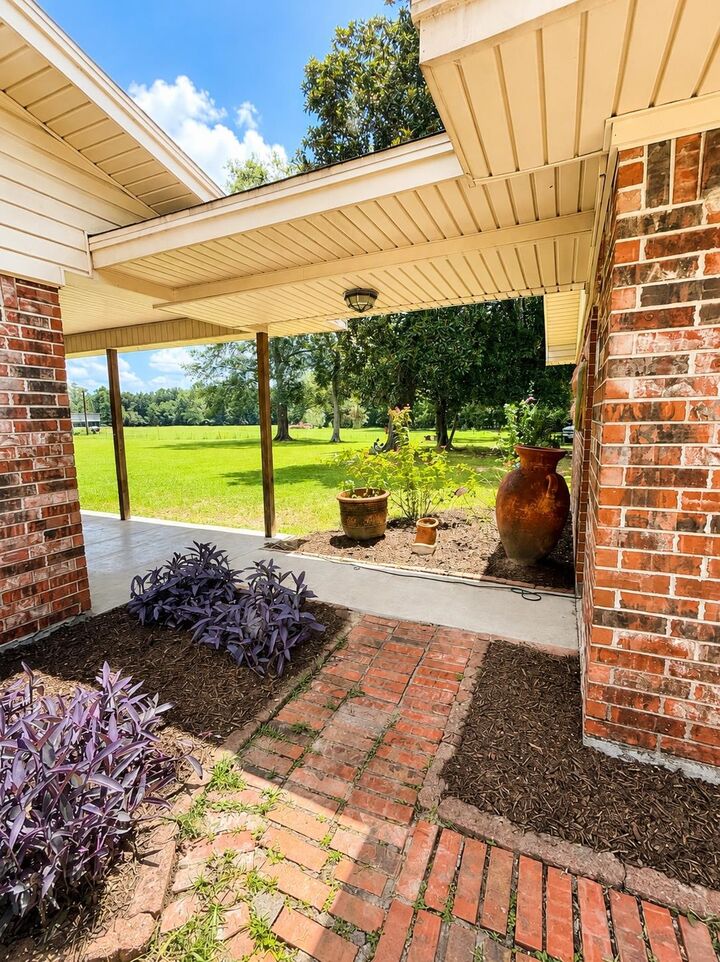 Property Photo: 7565 Silver Star Rd. TX 77659