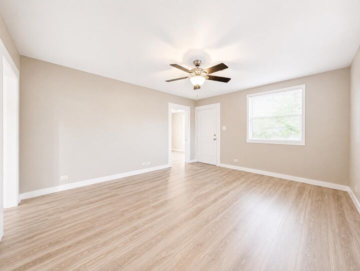 Property Photo:  1913 10th St  TX 77651 