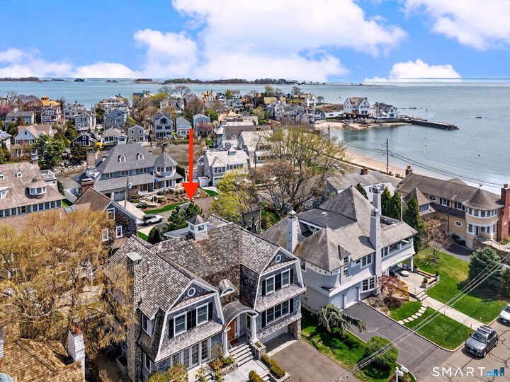 Property Photo:  34 Nearwater Road  CT 06853 