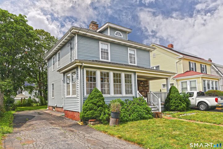 Property Photo:  426 Second Avenue  CT 06516 