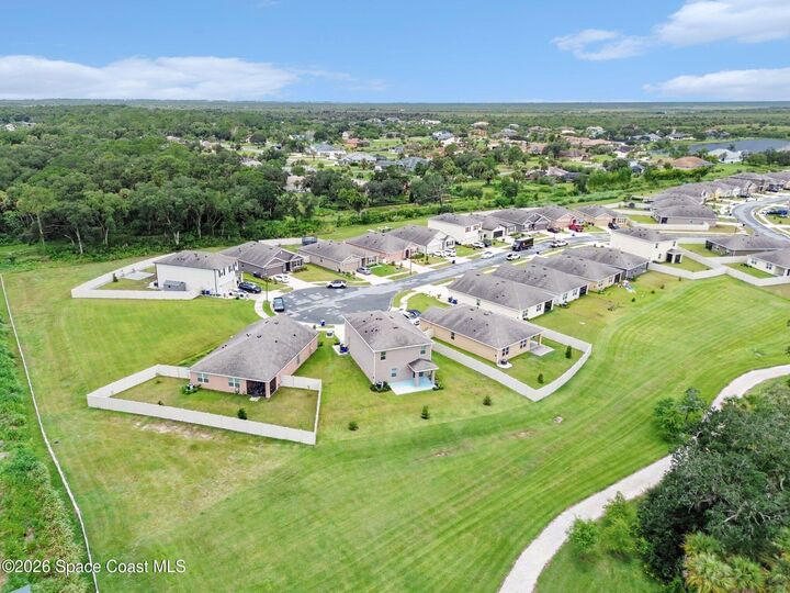 Property Photo: 1618 Laburnum Avenue FL 32955