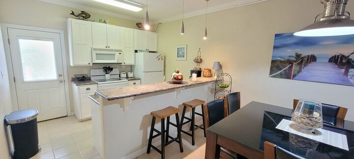 Property Photo:  125 E Esperanza Ave. 4  TX 78597 