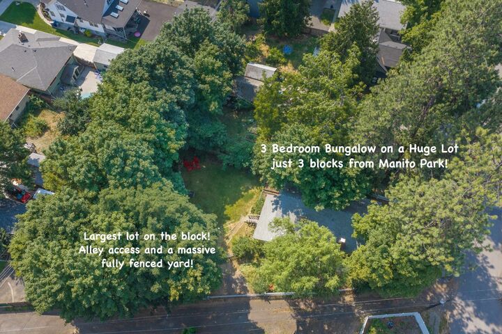 Property Photo:  424 E 26th Ave  WA 99203 