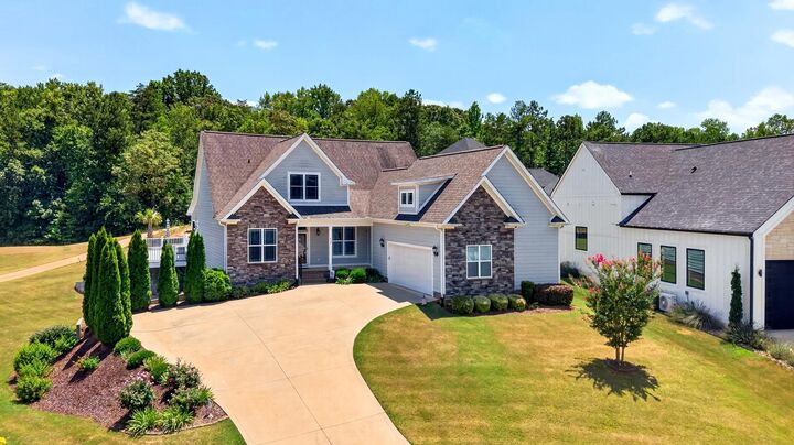 Property Photo: 710 Man Of War Court SC 29349