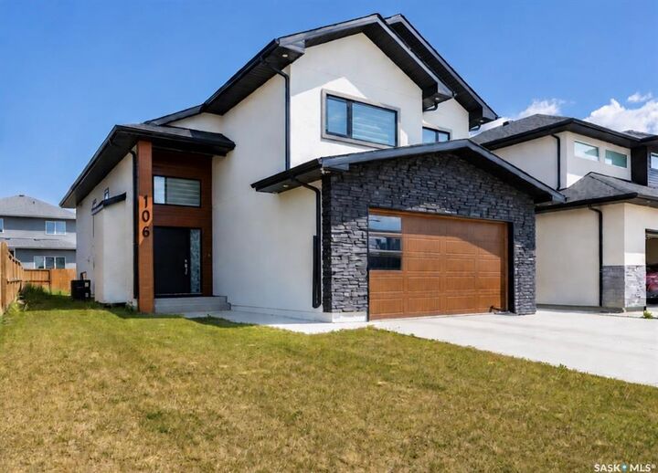 Property Photo:  106 Kenaschuk Crescent  SK S7W 0Y6 