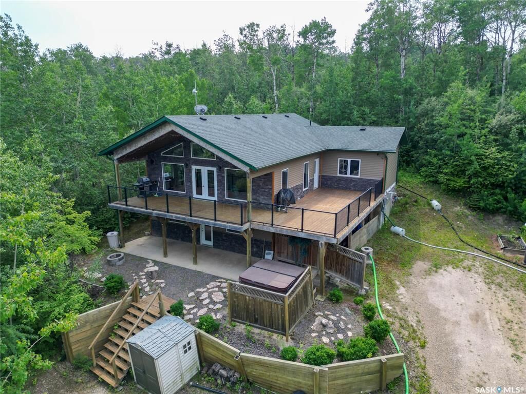 Property Photo: 130 Carwin Park Drive SK S0J 0N0