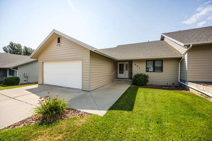 Property Photo:  601 W Hogerson Street 1 E  WY 82834 