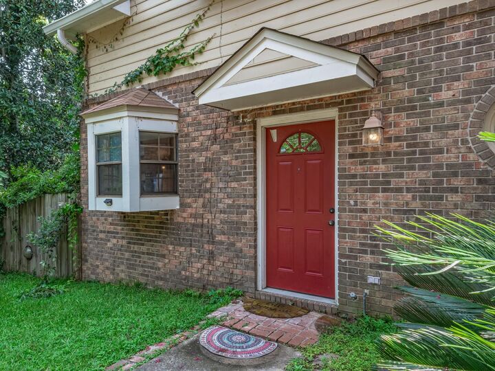 Property Photo:  1301 Cross Creek Circle  FL 32301 