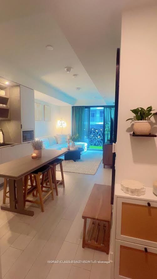 Property Photo: 55 Charles Street E 2909 ON M4Y 0J1