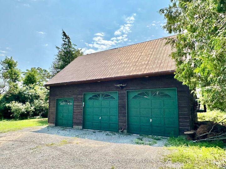 Property Photo: 50 Reid Street ON K0M 1A0
