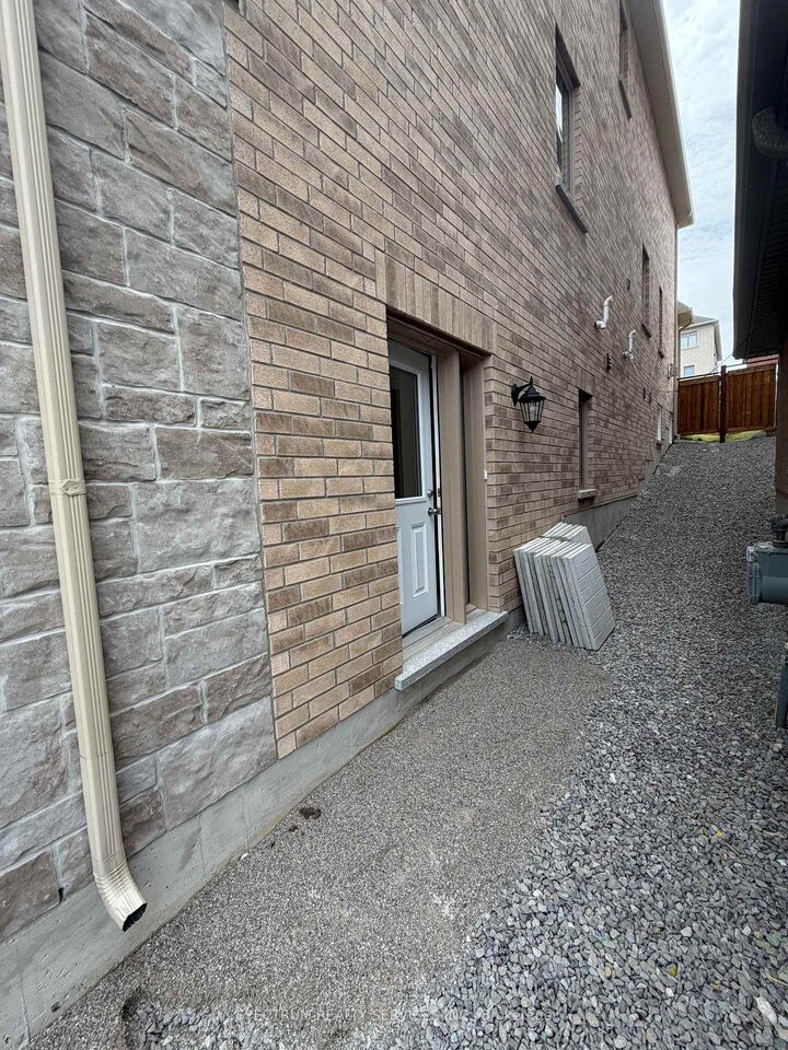 Property Photo: 177 Rowe Street ON L3Z 4N2