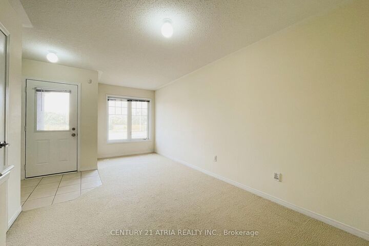 Property Photo:  5295 Major Mackenzie Drive E  ON L6C 0N3 