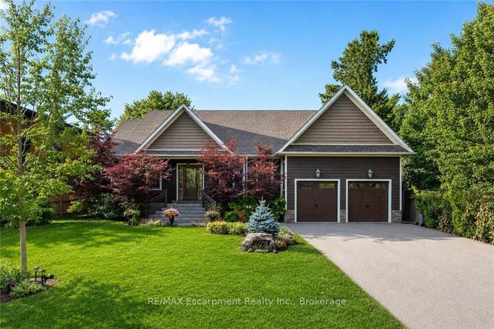 2073 Deramore Drive — photo 1