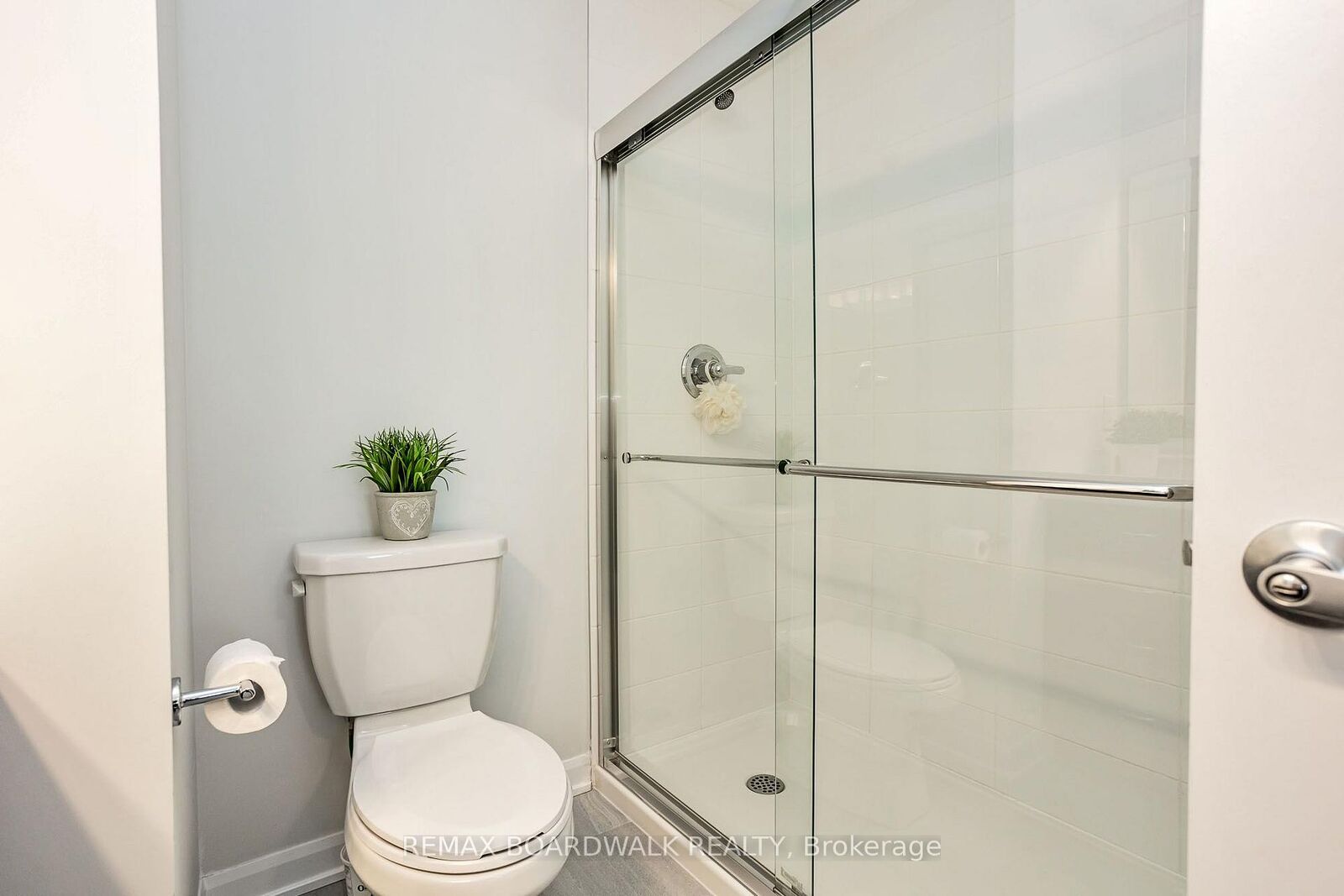 Property Photo: 518 Aglish Mews B ON K2C 3H2