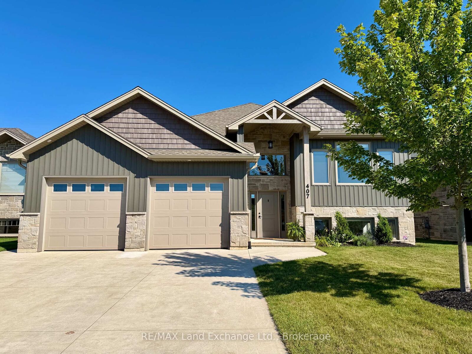 Property Photo:  407 Ridge Street  ON N0H 2C3 