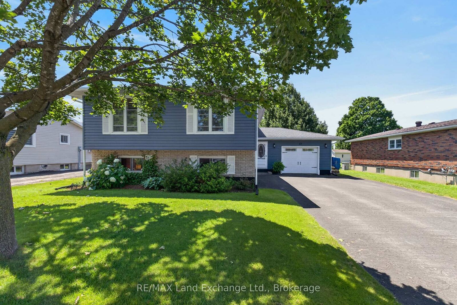 Property Photo: 42 Webster Street ON N0G 2T0