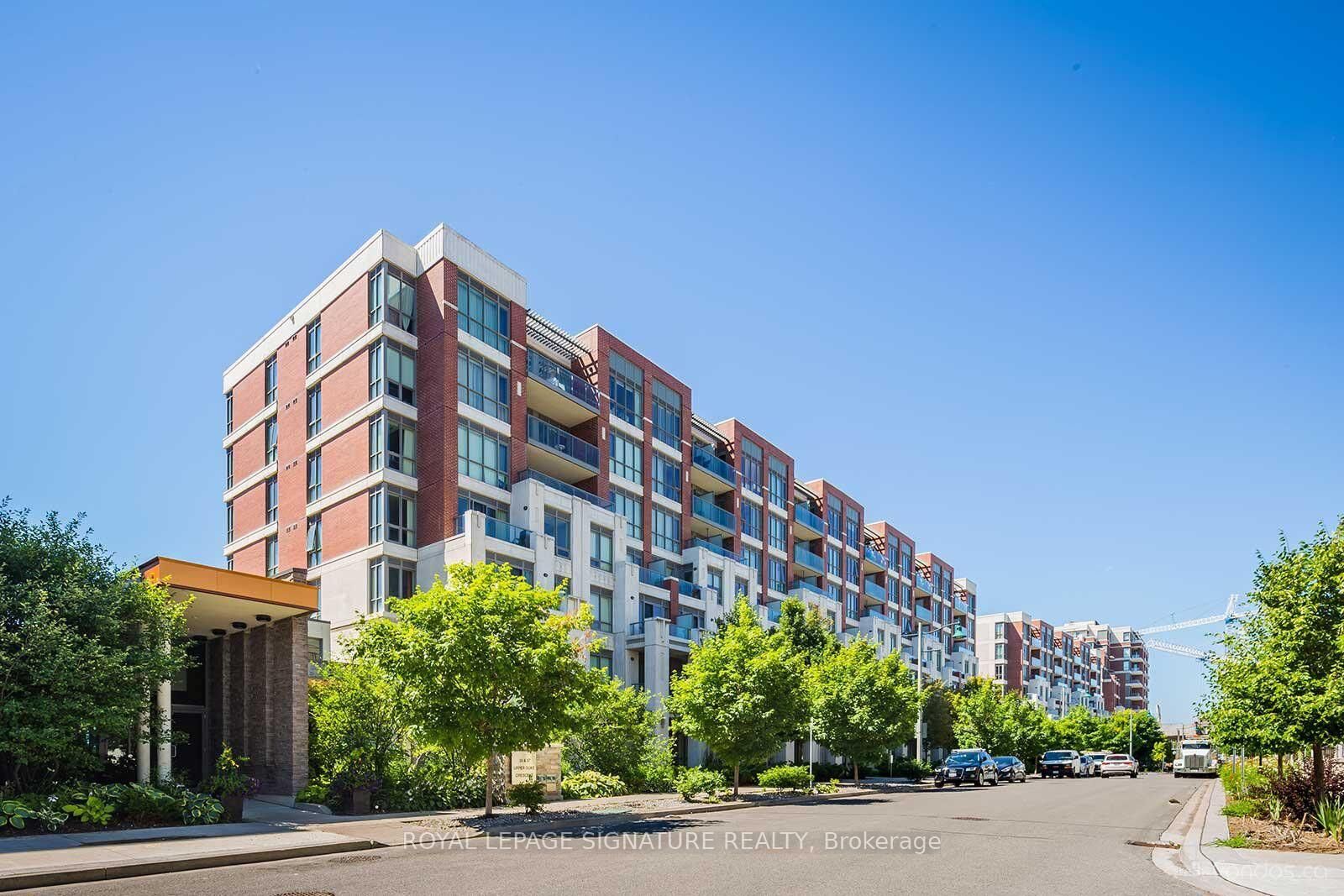 Property Photo:  39 Upper Duke Crescent 408  ON L6G 0B8 