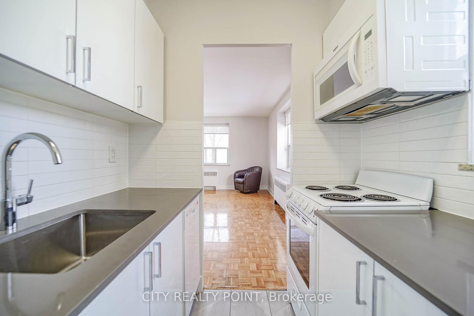 Property Photo:  1291 Bayview Avenue N 102  ON M4G 2Z9 