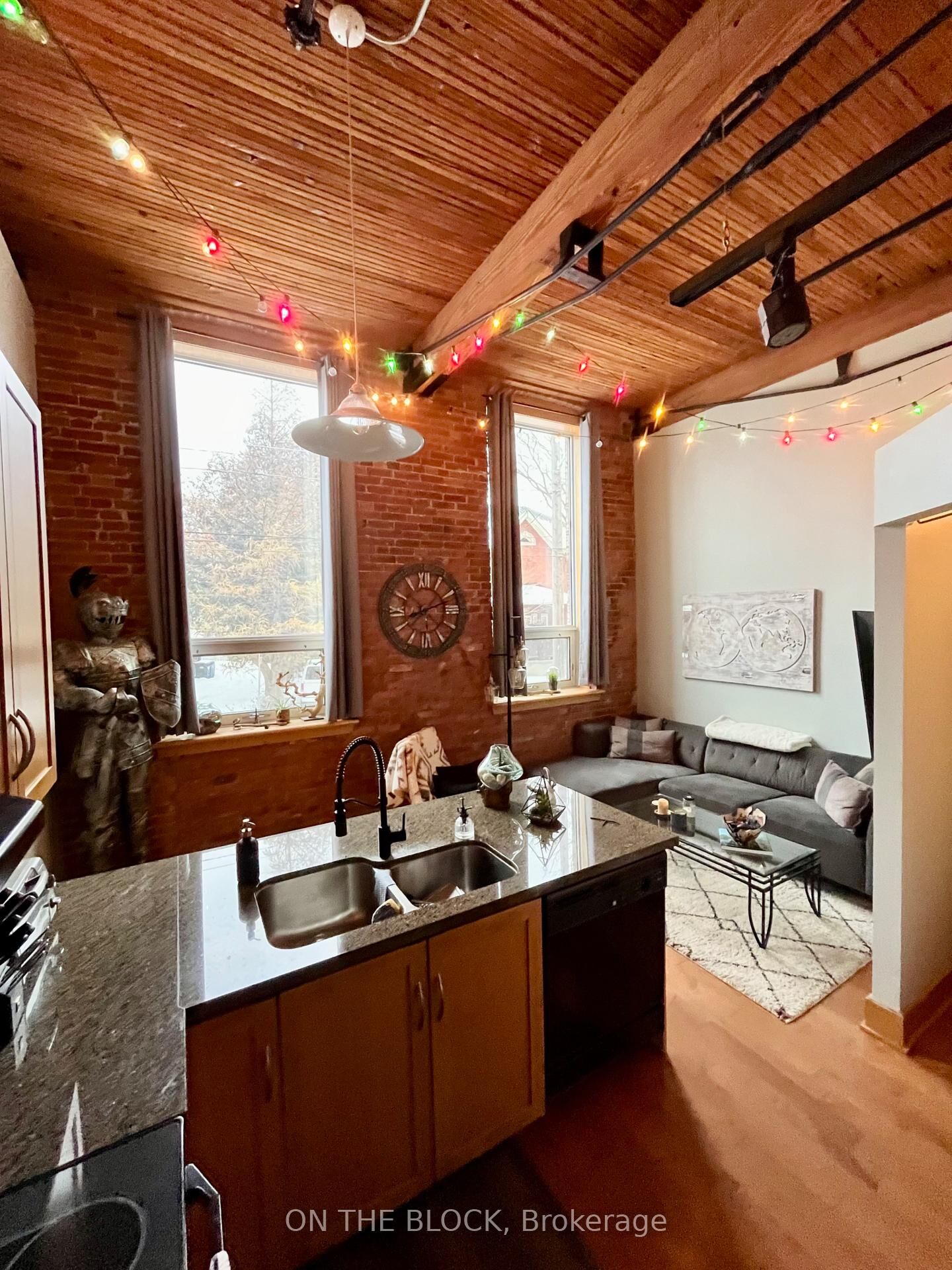 Property Photo:  26 Ontario Street 113  ON N1E 7K1 