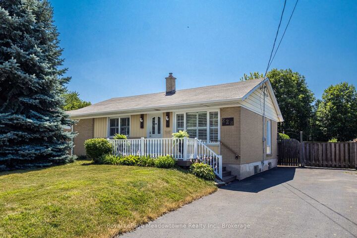 Property Photo: 228 Bell Street ON L9T 2A9