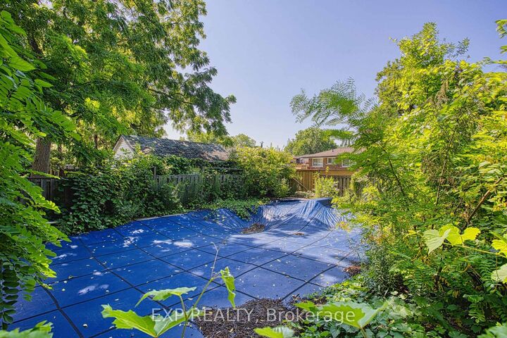 Property Photo:  99 Mohawk Road W  ON L9C 1W2 