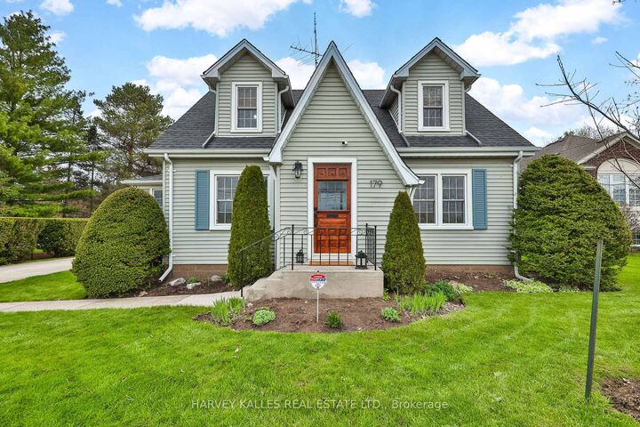 179 Niagara Street — photo 1